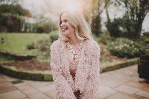 Woman, smiling, happy, looking sideways, Half portrait, Woman, smiling, happy, looking sideways, Half portrait,
